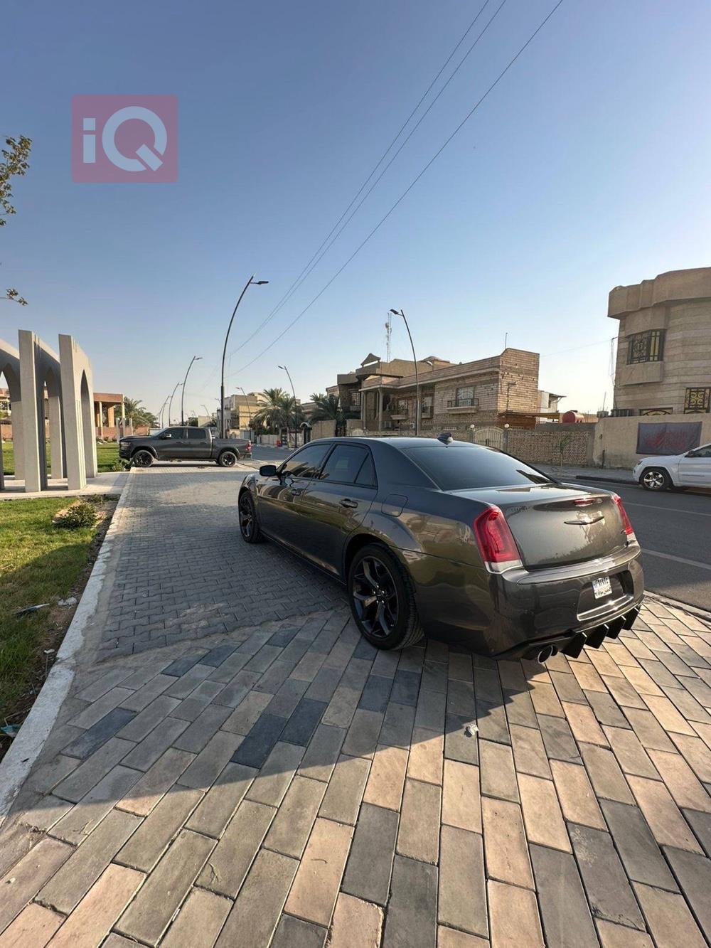 کرایسلەر 300